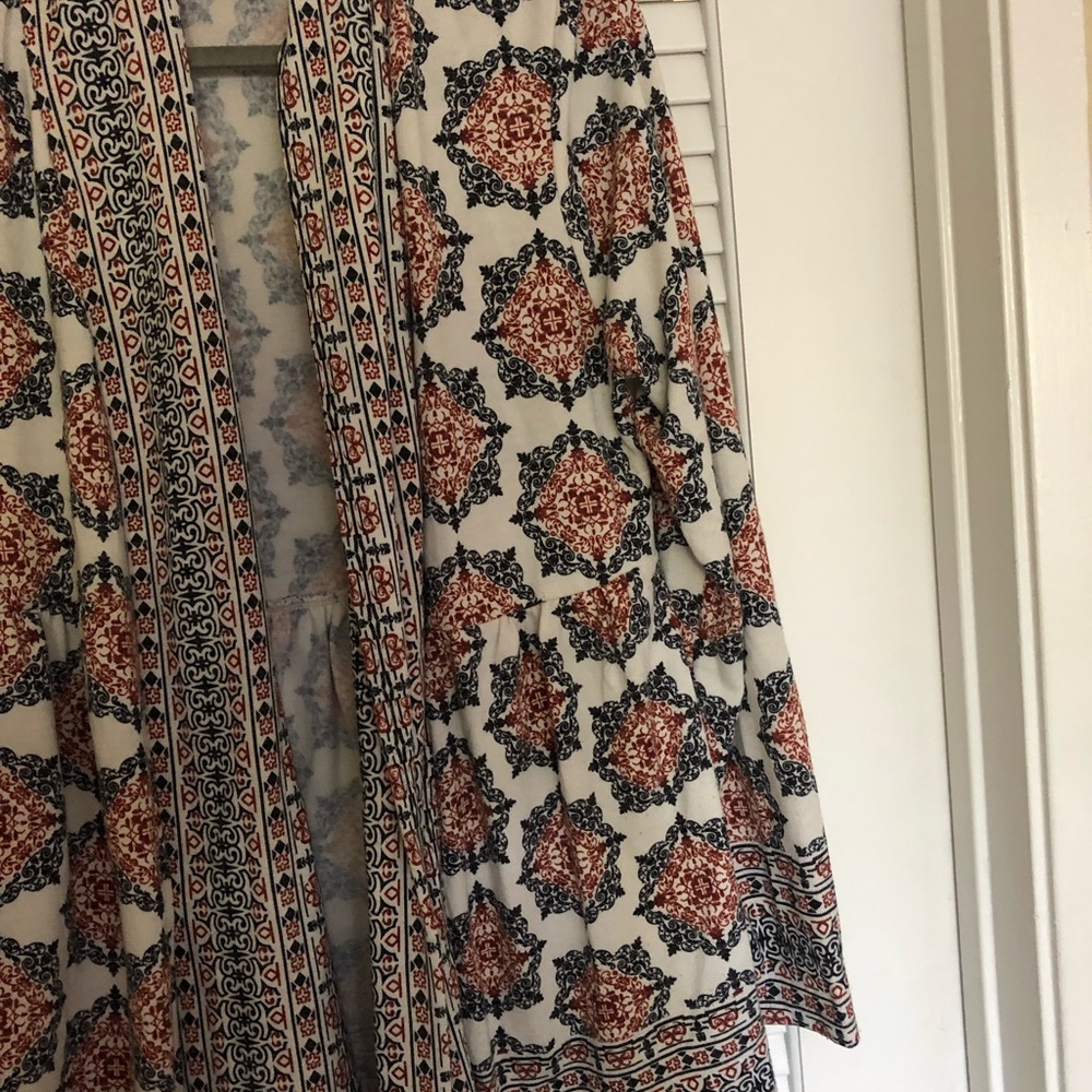 Patterned Cardigan - Picture 3 of 6